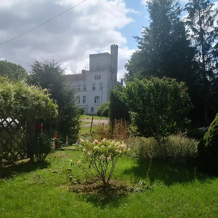 Maikito Bed & Breakfast Lalendorf
